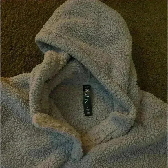 Girls purple sweater - Picture 2 of 2